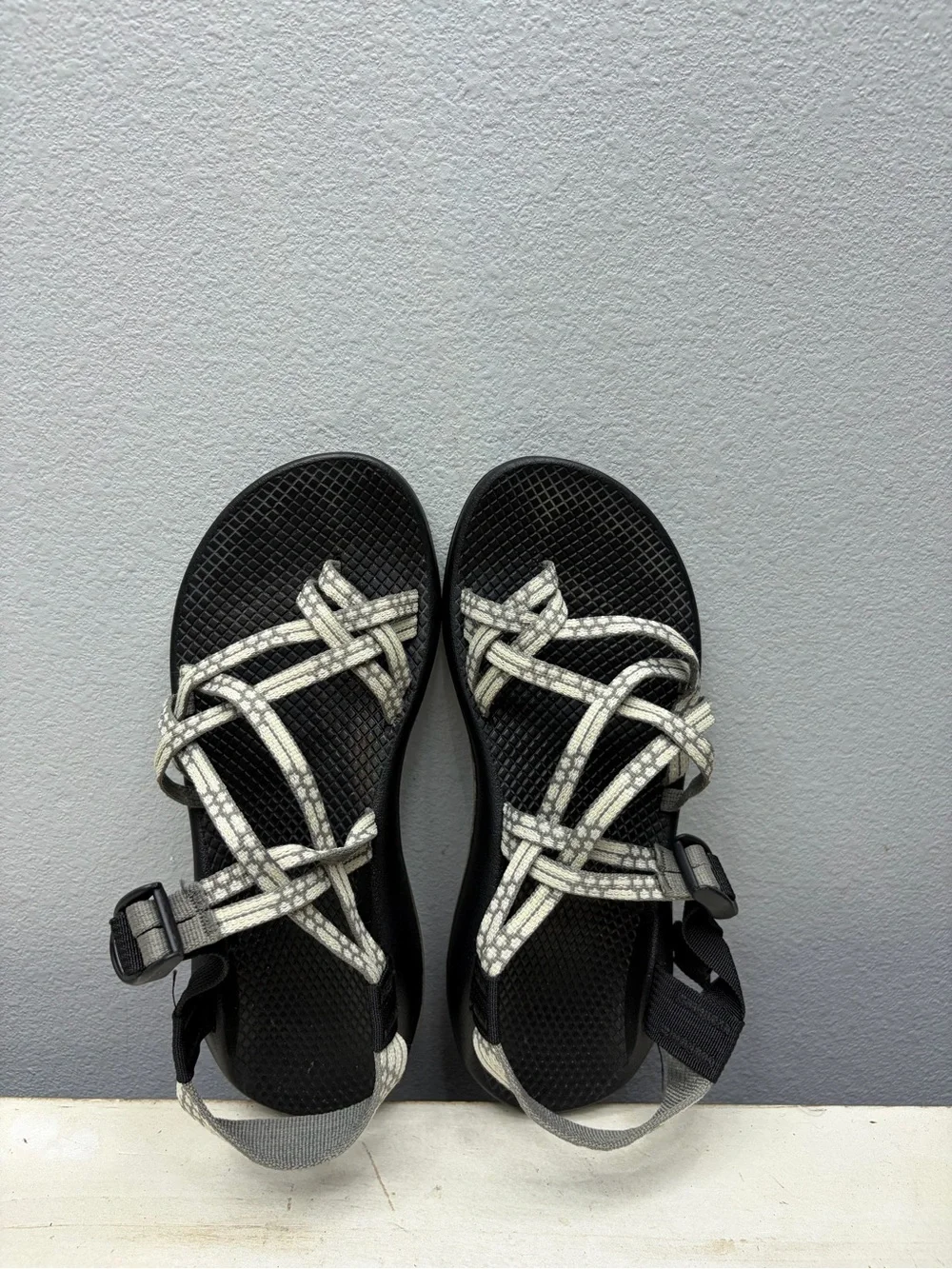 Chaco Grey/White ZX2 Classic Sandals Size 9